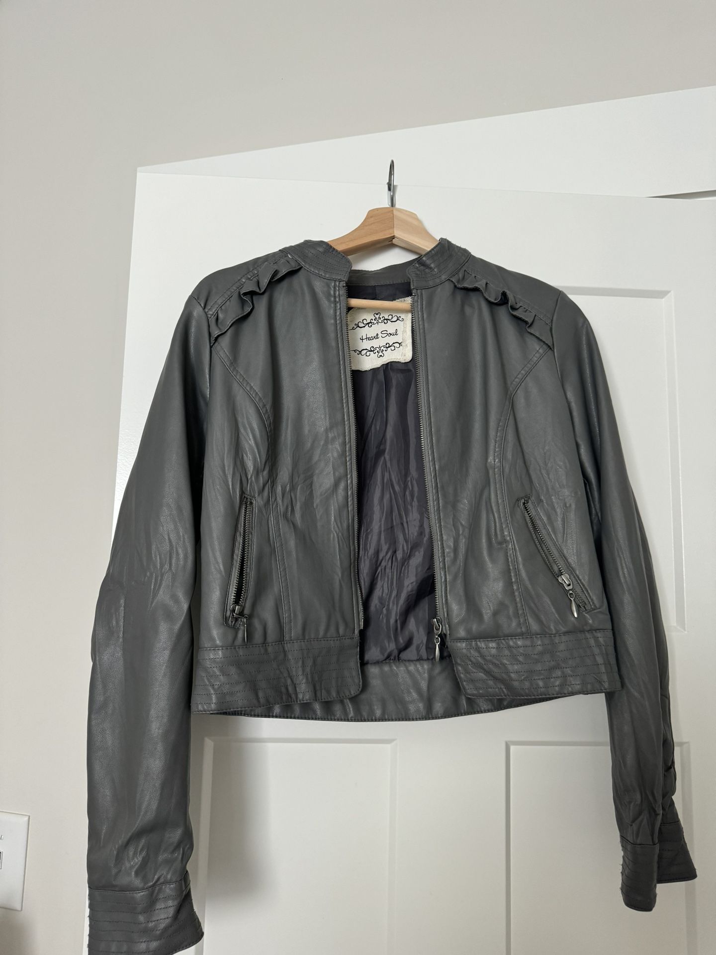 GREY LEATHER JACKET