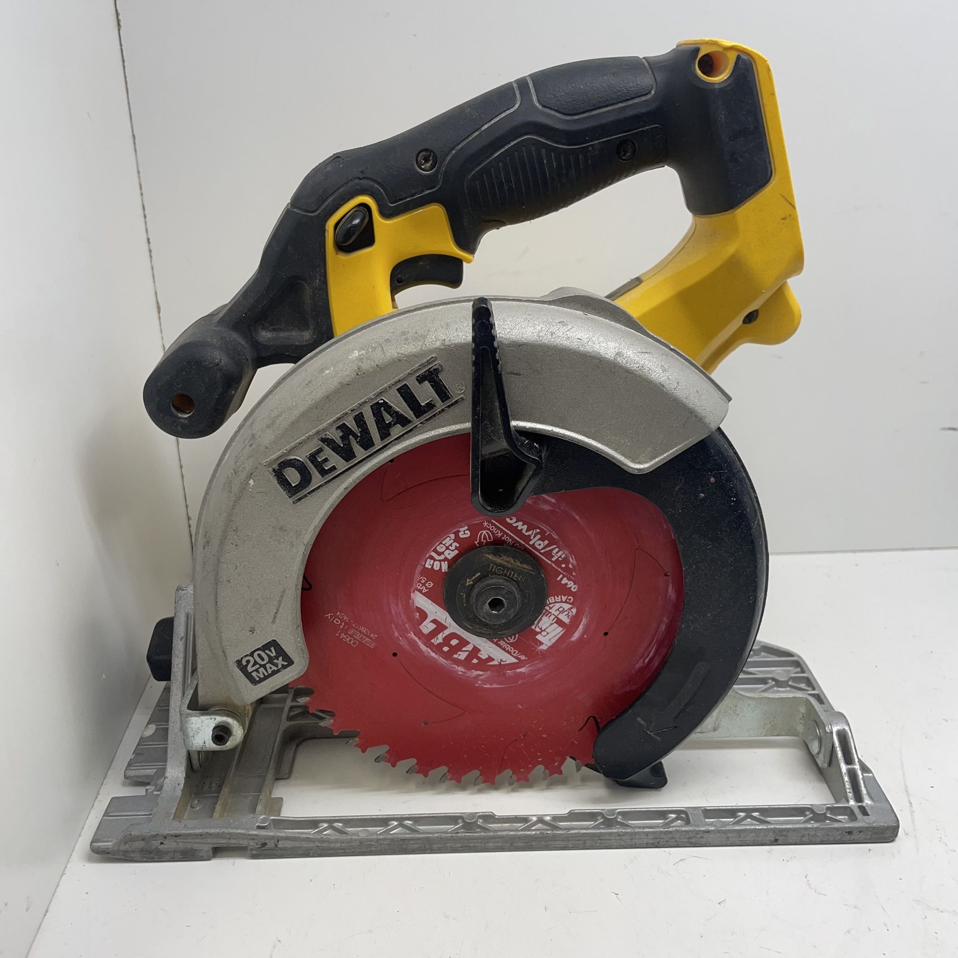 Dewalt 20v Circular Saw 201535/15
