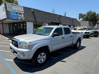 2011 Toyota Tacoma V6 SR5, 4X4, 1 OWNER VERY CLEAN