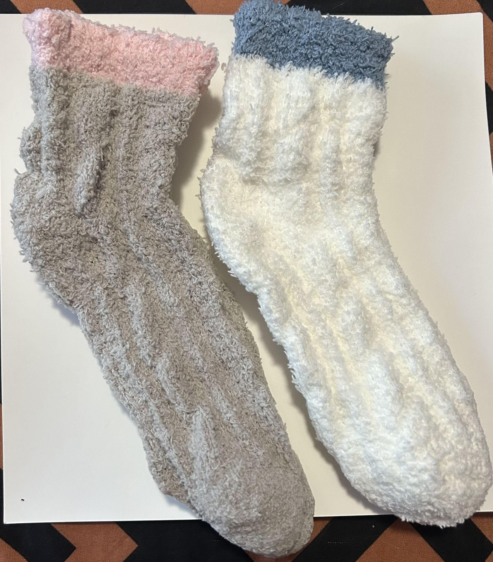 Winter Cozy Fuzzy Socks 2 Pairs - Microfiber Soft Touch, Super Comfy~