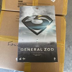 General Zod Collector Edition Hot Toy