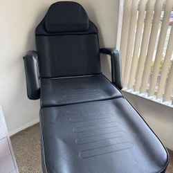 Esthetician Bed With Stool