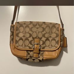 Coach Crossbody.