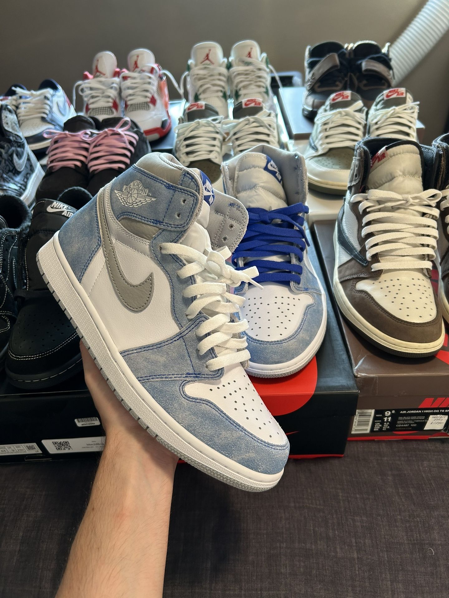 Jordan 1 High ‘Hyper Royal’