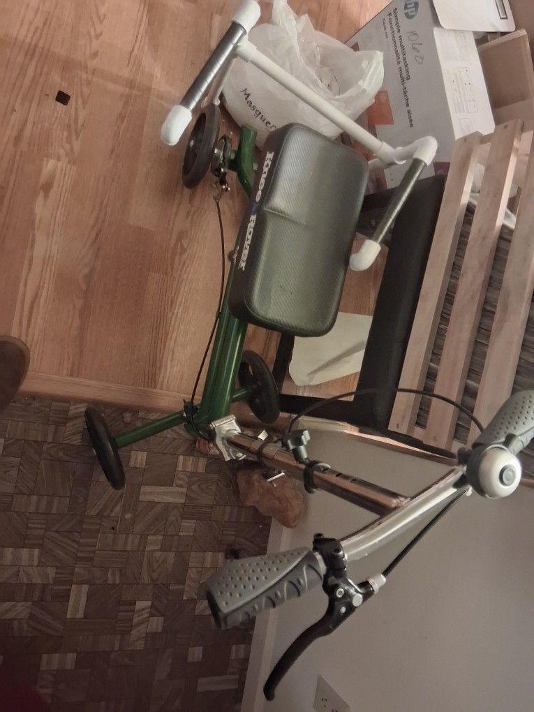 Knee Rover Scooter