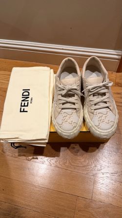 Fendi Force low-top Sneaker with FF Karligraphy, women EU 38.5 US8 beige and white