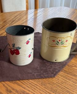 Old Flour Crank Sifter