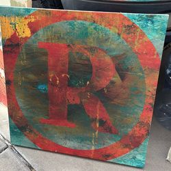 Canvas “R” sign