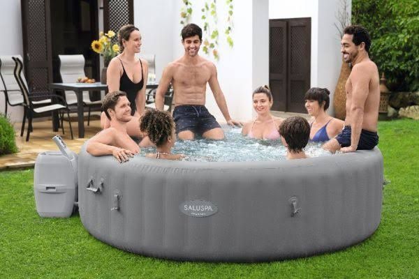 Hot Tub Inflatable Giant Size 8 Person