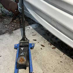 3 Tong Car Jack