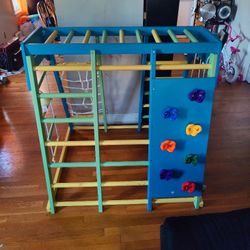 Avenlur Magnolia 7 In 1 Indoor Playground 