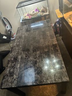 🩷✨ BEAUTIFUL MARBLE-STYLE DINING TABLE — MOVING SALE! ✨🩷