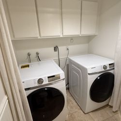 Samsung Washer and Dryer(Available for pickup the first week of May.)