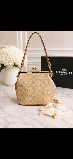Purses coach with straps 2