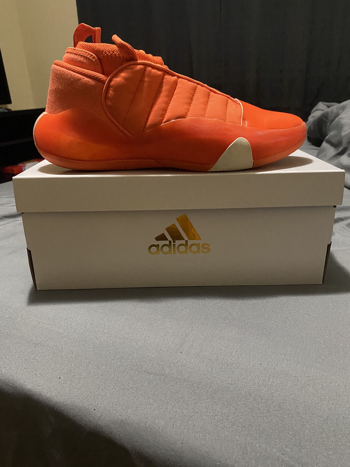 Harden Vol.7 “impact Orange”