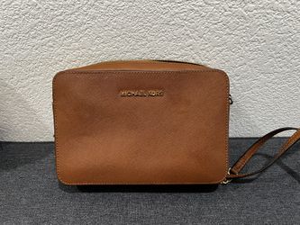 Michael Kors Crossbody