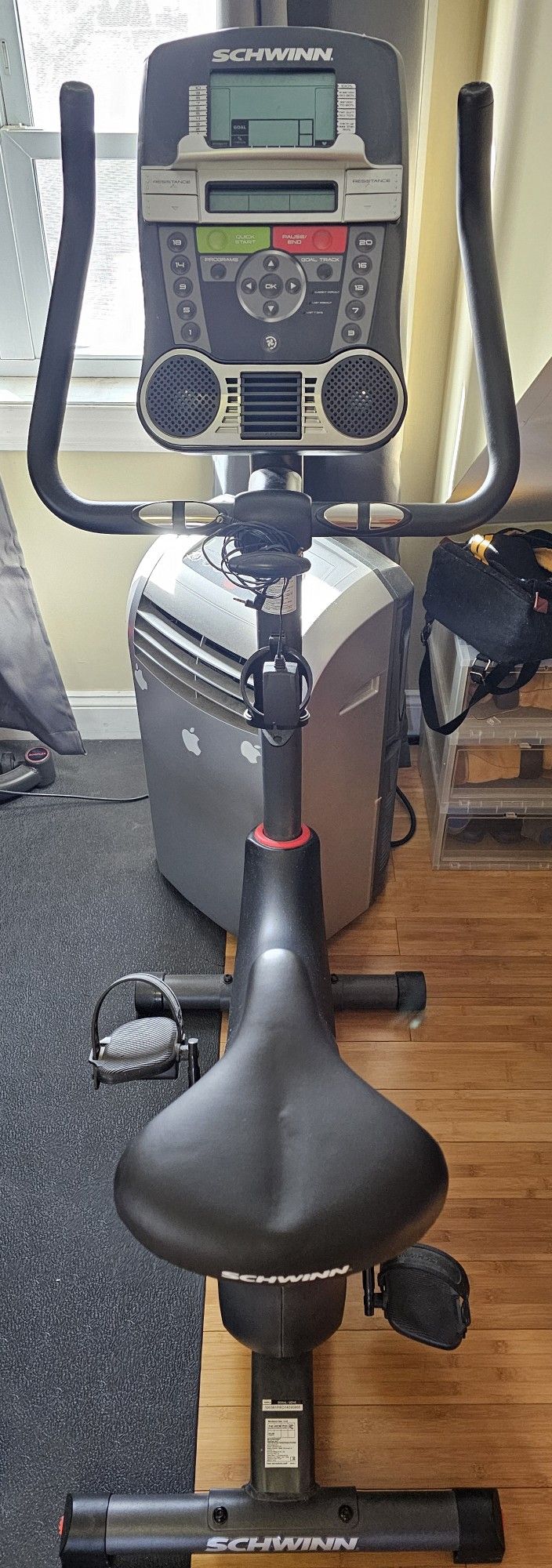 SCHWINN 130 UPRIGHT EXERCISE BIKE