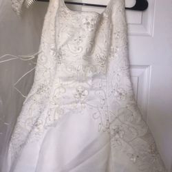 beatifull wedding dress 👗 with veil