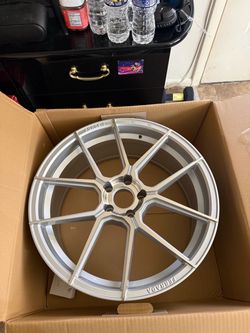 Ferrada F8 wheels 20x9 5x114.3