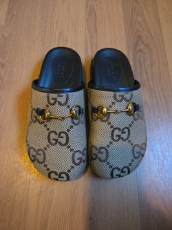 Gucci  mule