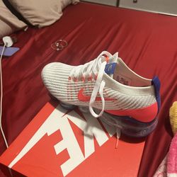 Nike Women Size 8 Womens 