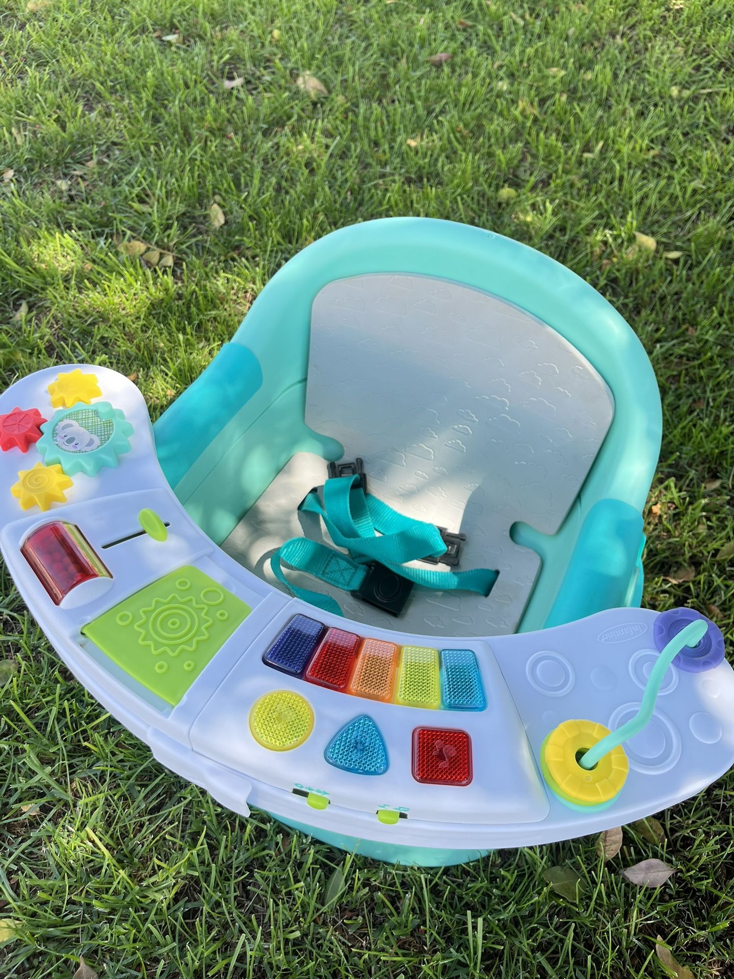 Infantino Seat/Booster! 