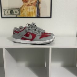 Nike Dunk Low “UNLV”