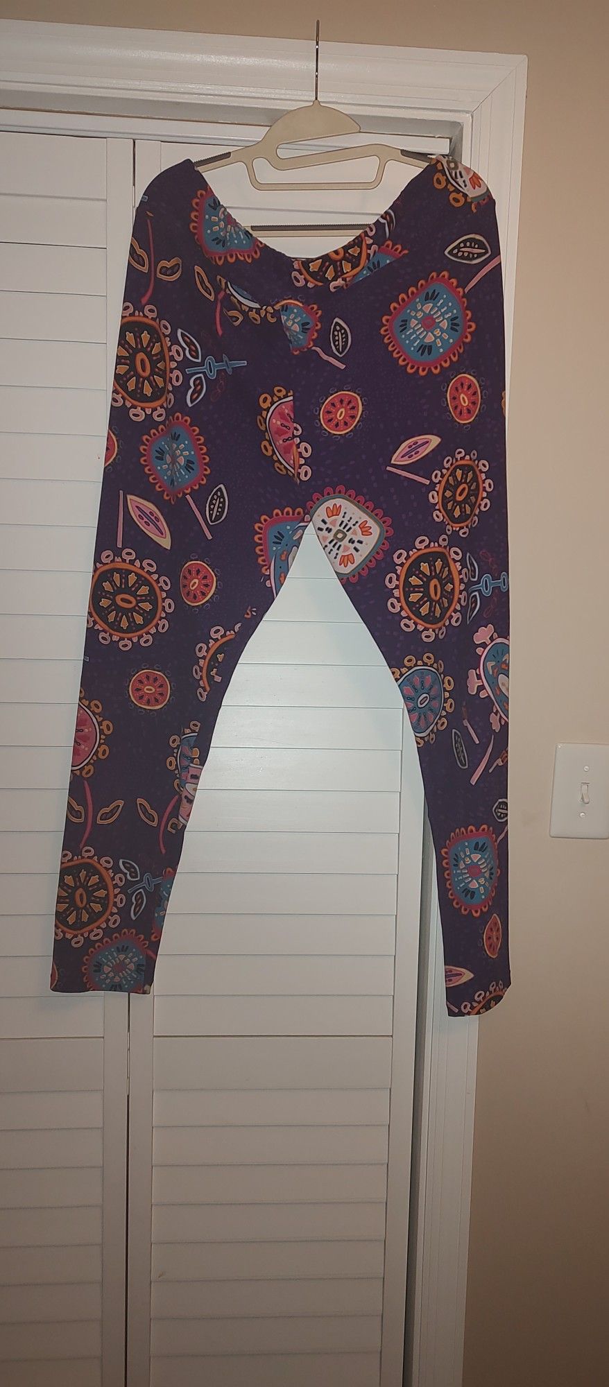 LuLaRoe Leggings (TC2)