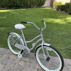 24” Women’s Beach Cruiser Bike Gray 