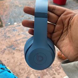 Beats Solo 4