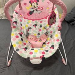 Minnie Mouse Bounced