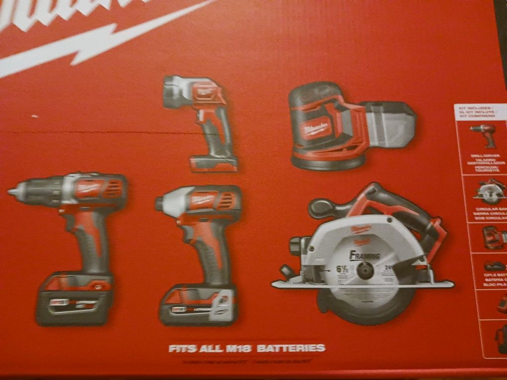 Milwaukee 5 pc Drill/ Impact Set * Brand New