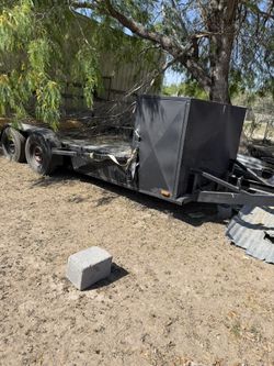 Vehicle Towing Trailer With Storage