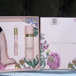 Carolina Herrera Women’s Perfume 