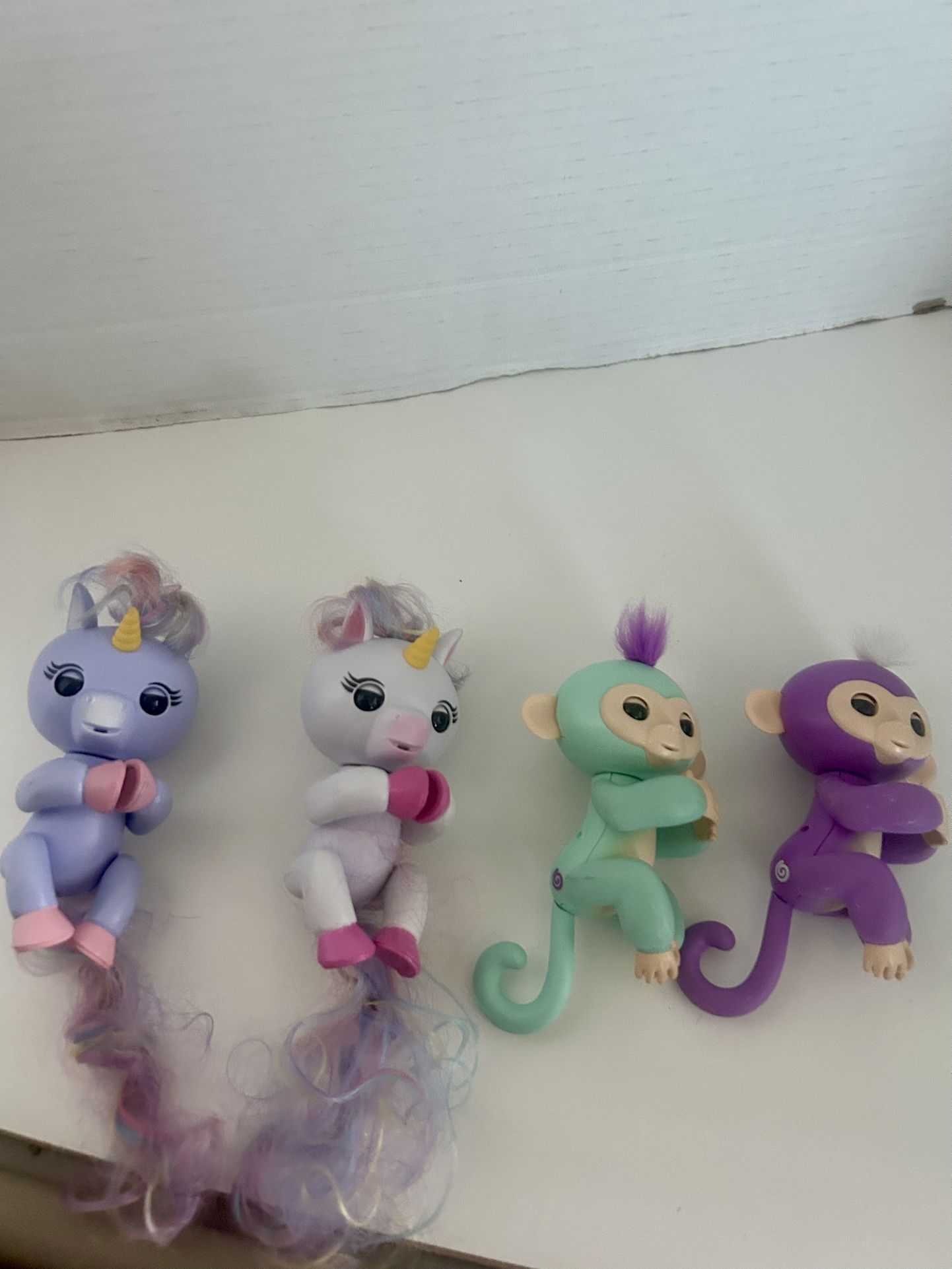 Fingerlings Electronic Set Of 4 All Working W/ Batteries