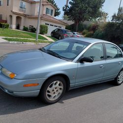 Beautiful 2002 Saturn 