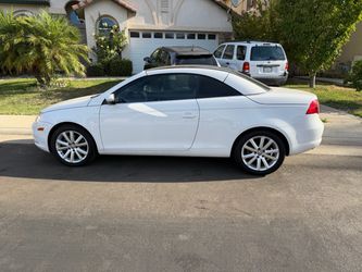 2010 Volkswagen Eos 2.0T Hard Top Convertible 2D
