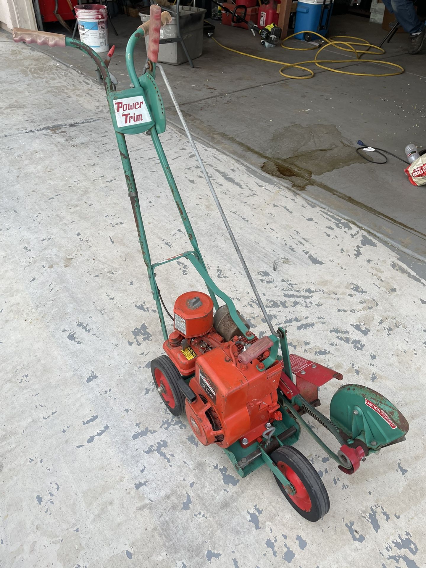 Excellent Used Power Trim Edger