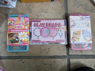 3 new bracelet kits $12