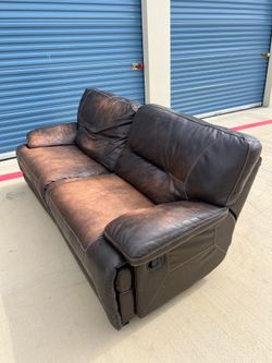 Leather recliner sofa