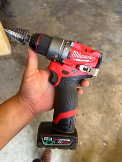 M12 fuel brushless Milwaukee