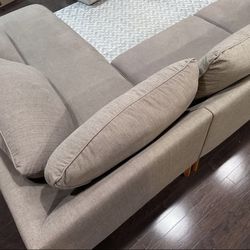 Sectional sofa
