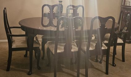 Dining Room Table And Chairs