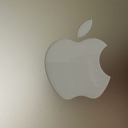 iMac 24”—Looking For Its Forever Home 🖥️⌨️