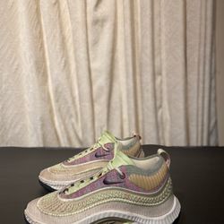 Nike Cosmic Unity 3