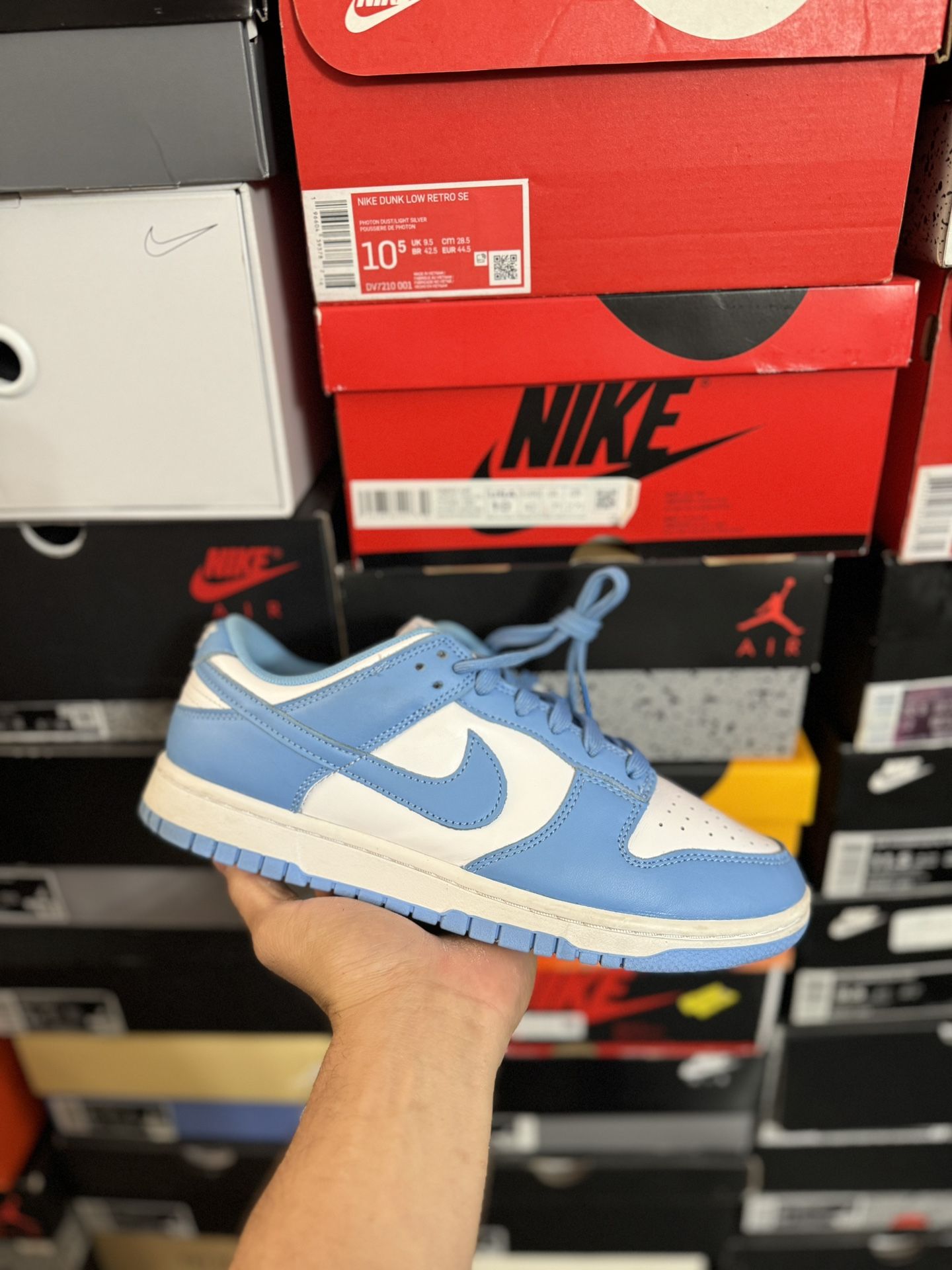 Nike Dunk Low UNC  size 8.5 VNDS