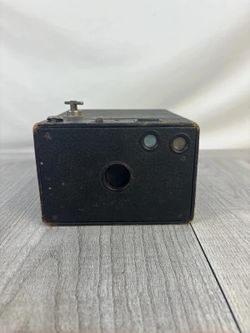 Vintage Kodak Brownie No. 2A Brownie Box Camera