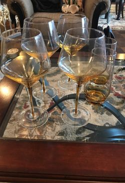 Set of four large wine glasses and 2 water glasses