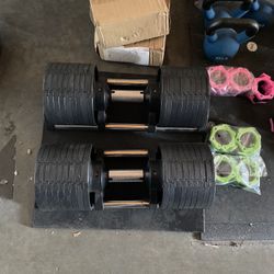 Brand New In The Box Adjustable Dumbbells 5-70lb