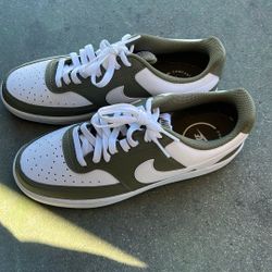 Nike Court Vision Low